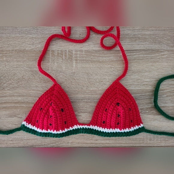 Sold. Watermelon bra, summer bralette, watermelon bikini top, crochet bikini top - Picture 3 of 9